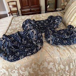 SOLD Vera Bradley duffle bags -set of 3